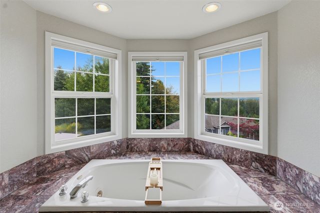 1404 Amber Boulevard SE, Puyallup, WA 98372