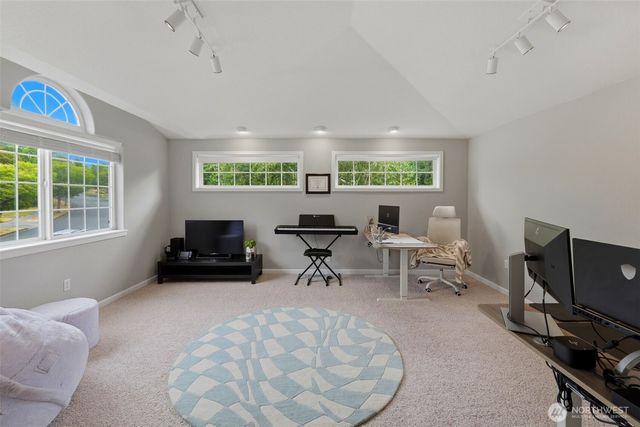 1404 Amber Boulevard SE, Puyallup, WA 98372