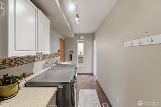 1404 Amber Boulevard SE, Puyallup, WA 98372