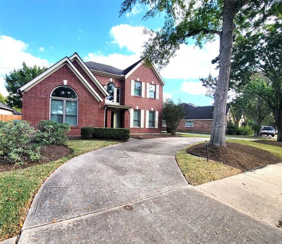 2214 Old South Drive, Richmond, TX 77406