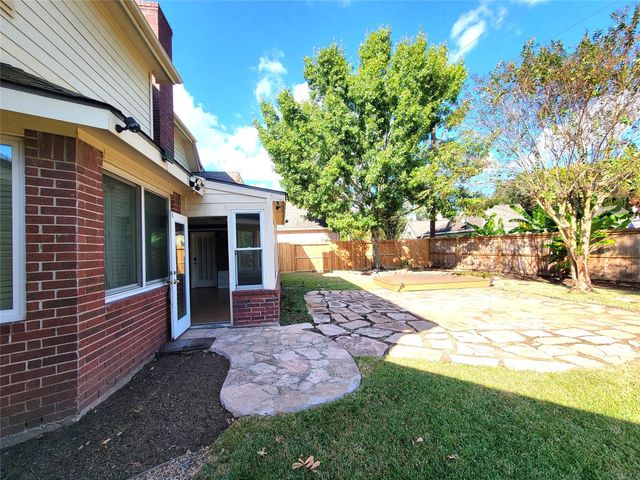 2214 Old South Drive, Richmond, TX 77406