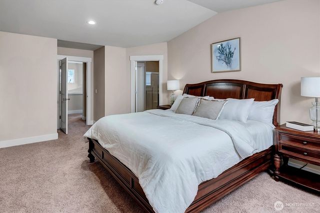 5231 NE 6th Street, Renton, WA 98059