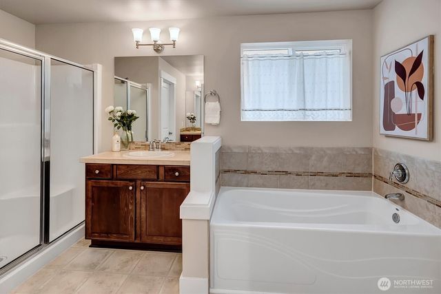 5231 NE 6th Street, Renton, WA 98059