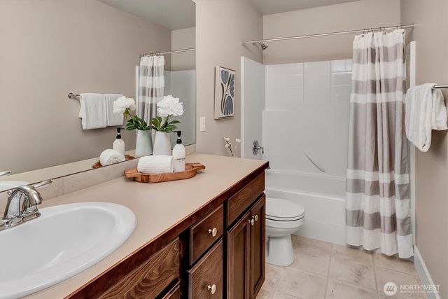 5231 NE 6th Street, Renton, WA 98059