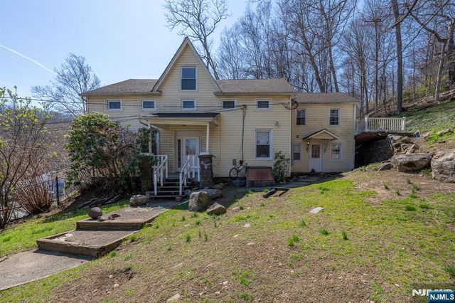 468 Hamburg Turnpike, West Milford, NJ 07480