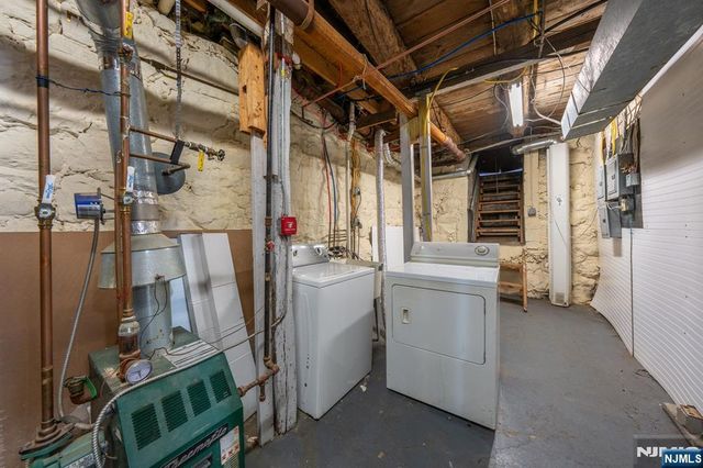 468 Hamburg Turnpike, West Milford, NJ 07480