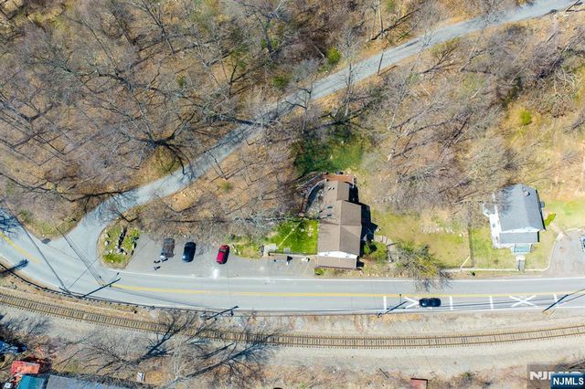 468 Hamburg Turnpike, West Milford, NJ 07480