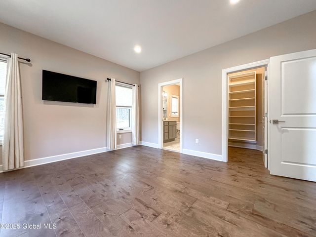9 Hill Crest Lane 3, Lake George, NY 12845
