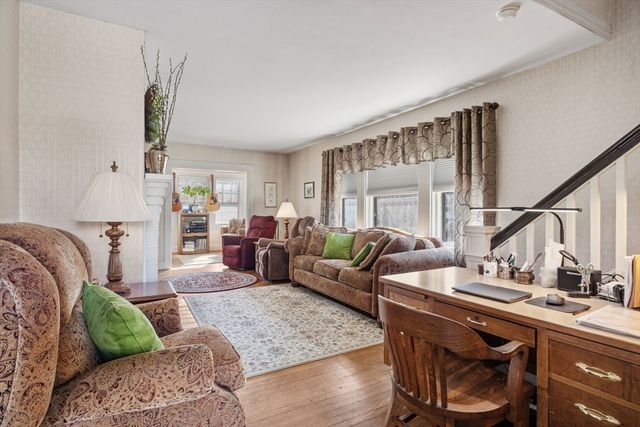 54 West St, Brockton, MA 02301