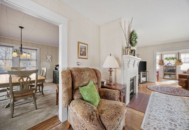 54 West St, Brockton, MA 02301