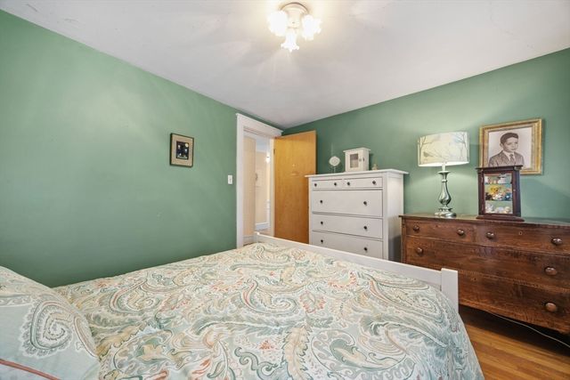 54 West St, Brockton, MA 02301