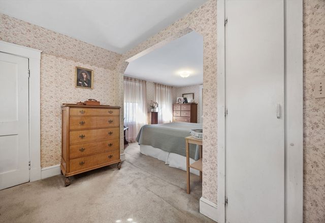 54 West St, Brockton, MA 02301