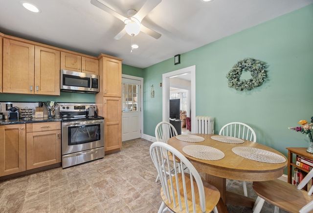 54 West St, Brockton, MA 02301