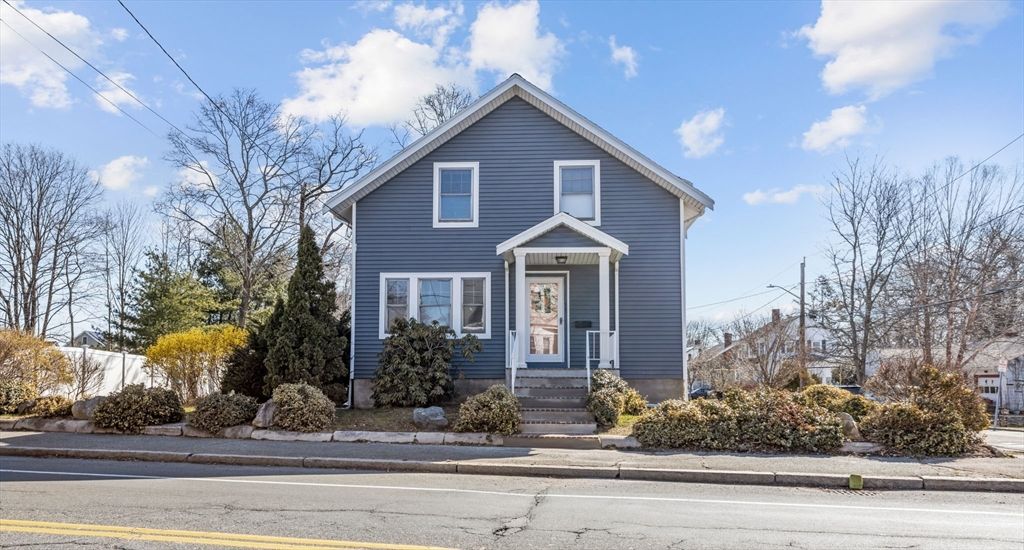54 West St, Brockton, MA 02301