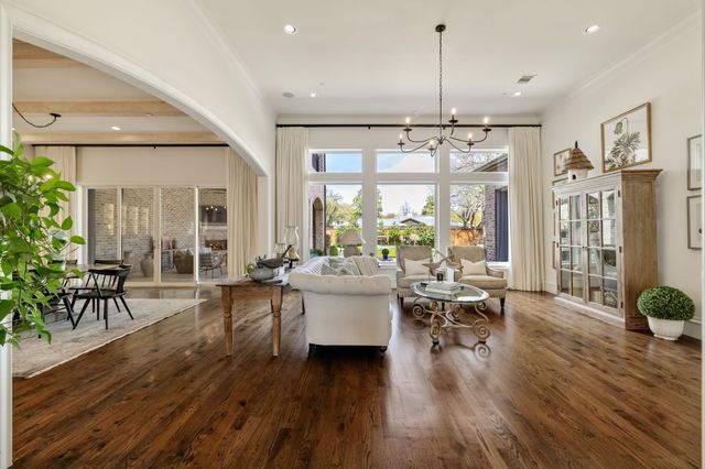 4719 Forest Lane, Dallas, TX 75244