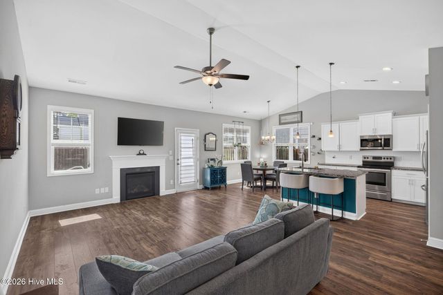 3008 Primrose Lane, Castle Hayne, NC 28429