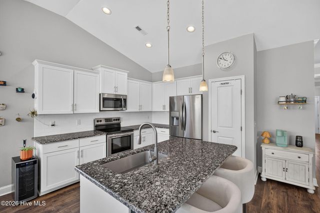 3008 Primrose Lane, Castle Hayne, NC 28429