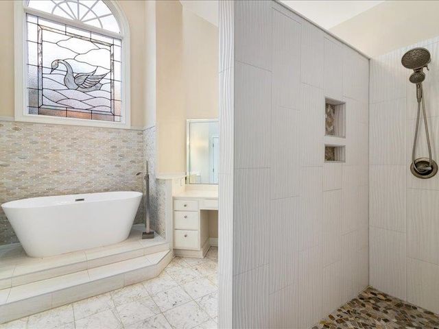 2530 HALLE PKY, Collierville, TN 38017