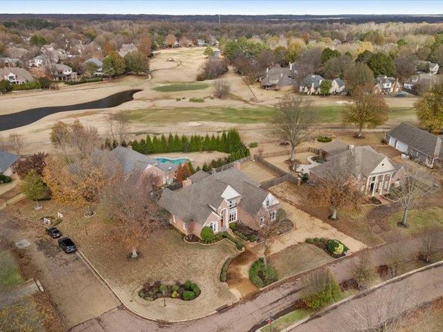 2530 HALLE PKY, Collierville, TN 38017