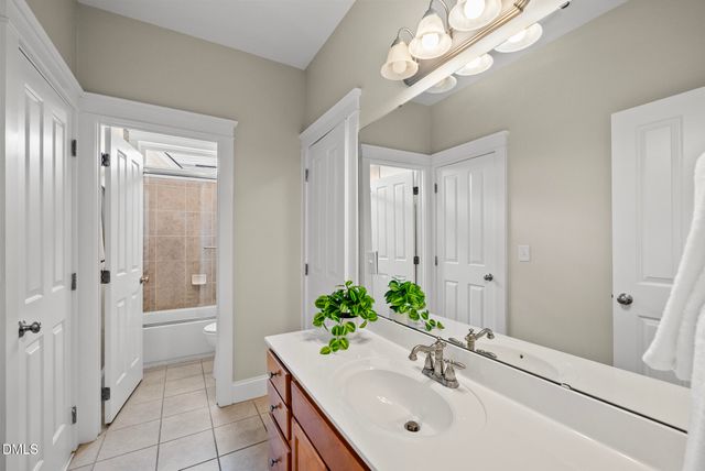 5609 Cary Glen Boulevard, Cary, NC 27519