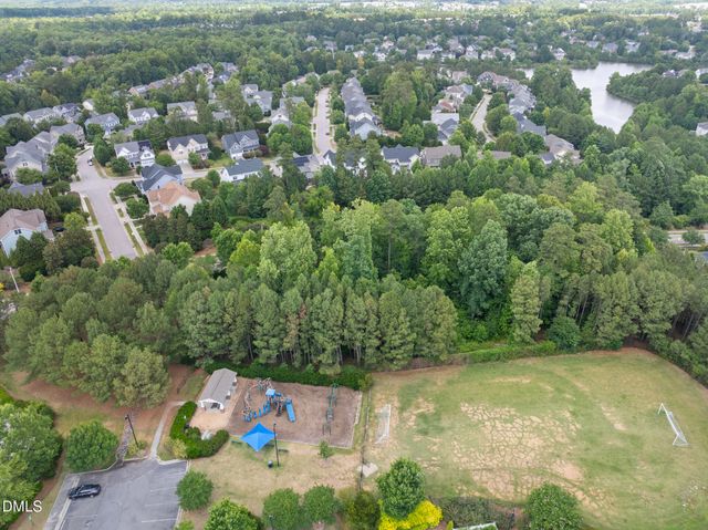 5609 Cary Glen Boulevard, Cary, NC 27519