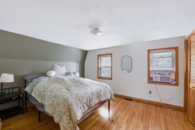 1 Randall St, Salem, MA 01970