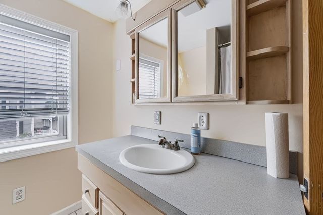 1 Randall St, Salem, MA 01970