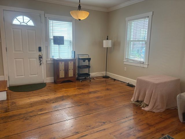 1 Randall St, Salem, MA 01970