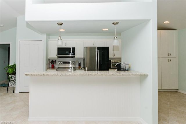 11693 OAKLAND DR, Bokeelia, FL 33922