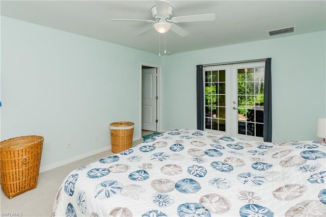 11693 OAKLAND DR, Bokeelia, FL 33922