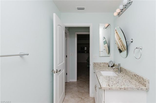 11693 OAKLAND DR, Bokeelia, FL 33922