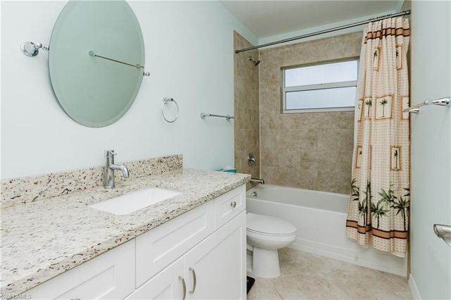 11693 OAKLAND DR, Bokeelia, FL 33922