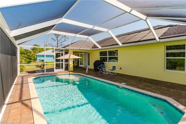 11693 OAKLAND DR, Bokeelia, FL 33922