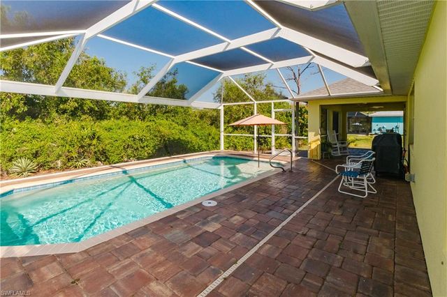 11693 OAKLAND DR, Bokeelia, FL 33922