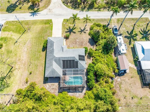 11693 OAKLAND DR, Bokeelia, FL 33922