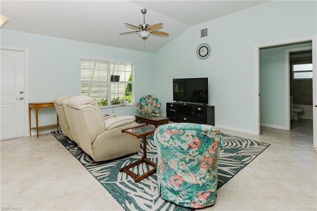 11693 OAKLAND DR, Bokeelia, FL 33922