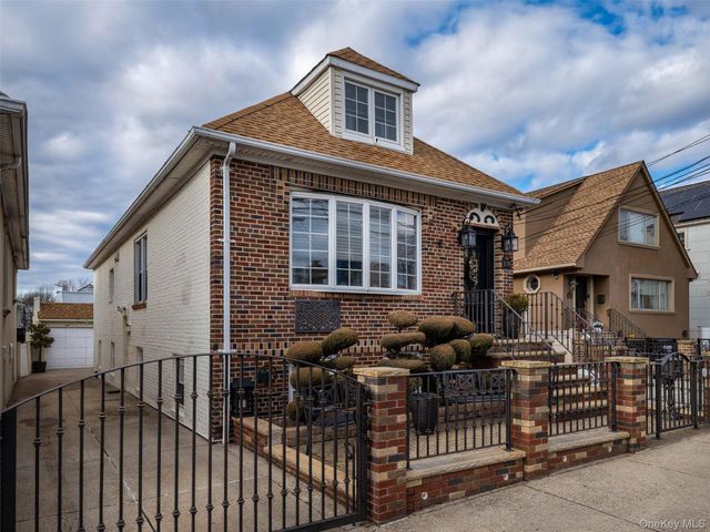 21-38 49th Street, Astoria, NY 11105