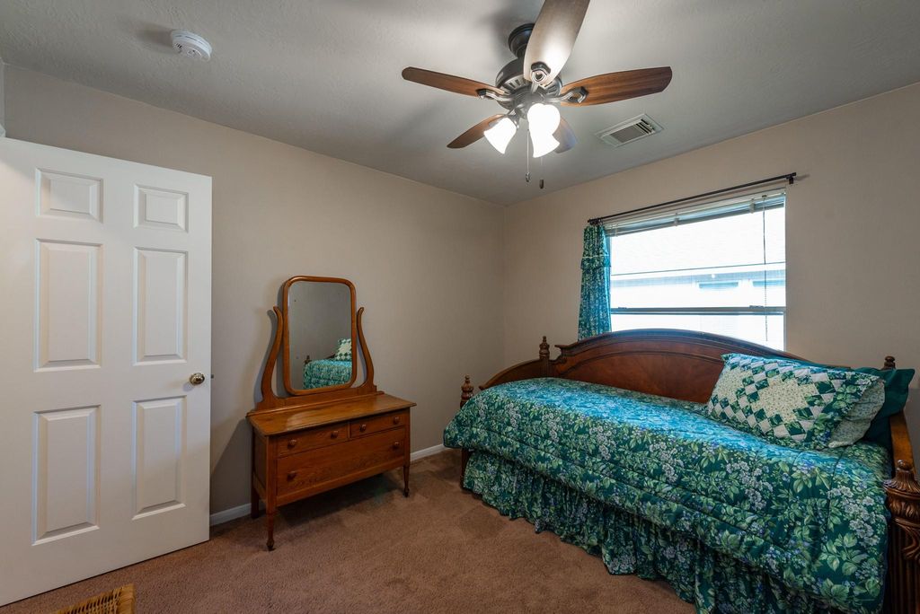 Image 24 of property listing at 23634 Hawkins Creek Court, Katy, TX 77494