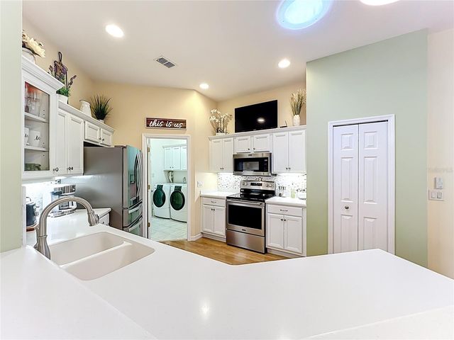 25003 CYPRESS POND COURT, Leesburg, FL 34748