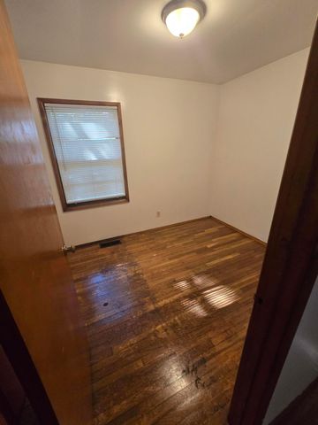 1090 Pauline Avenue, Columbus, OH 43224