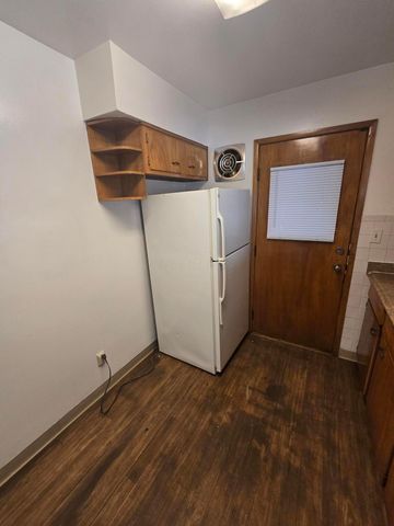 1090 Pauline Avenue, Columbus, OH 43224