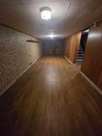 1090 Pauline Avenue, Columbus, OH 43224