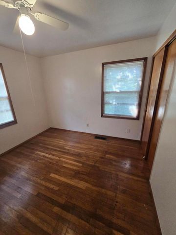 1090 Pauline Avenue, Columbus, OH 43224