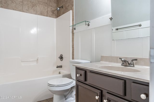 186 Ashcroft Court, Raeford, NC 28376