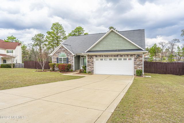 186 Ashcroft Court, Raeford, NC 28376