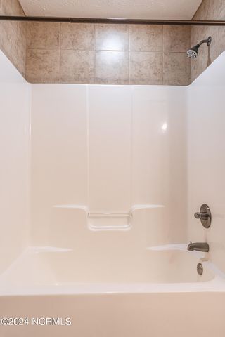 186 Ashcroft Court, Raeford, NC 28376