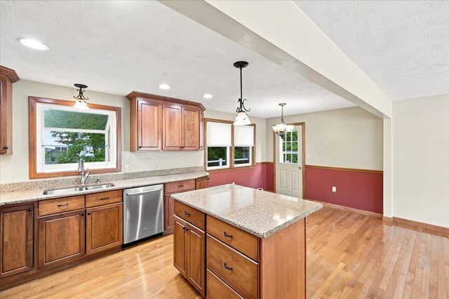 1 Alder Creek Drive, Concord, NH 03303