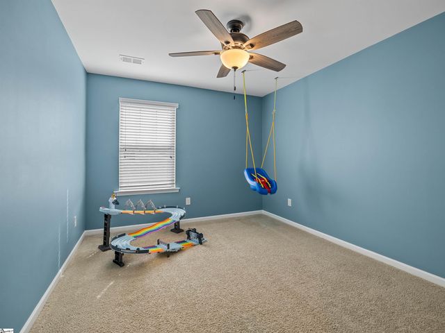 311 Rossmoor Court, Duncan, SC 29334