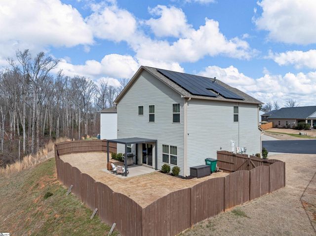 311 Rossmoor Court, Duncan, SC 29334