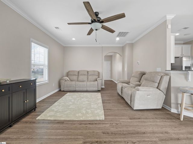 311 Rossmoor Court, Duncan, SC 29334